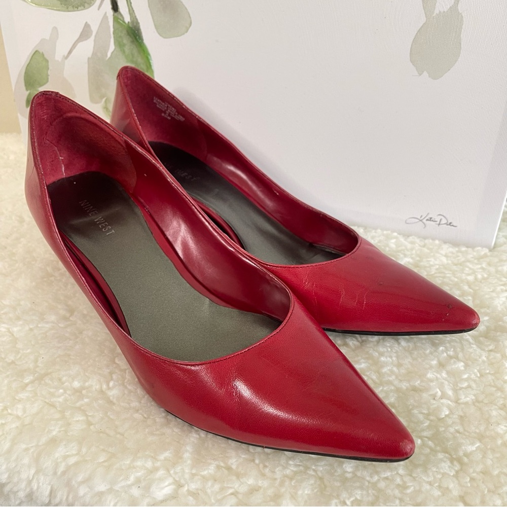 Nine West Red Pointy Heels Wide Feet Size 9.5